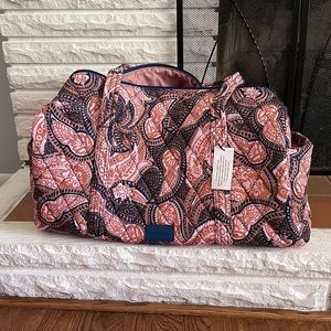 Vera Bradley ultralight large duffel
